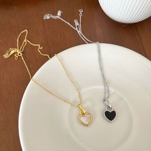 heart shaped necklace 18k gold both side